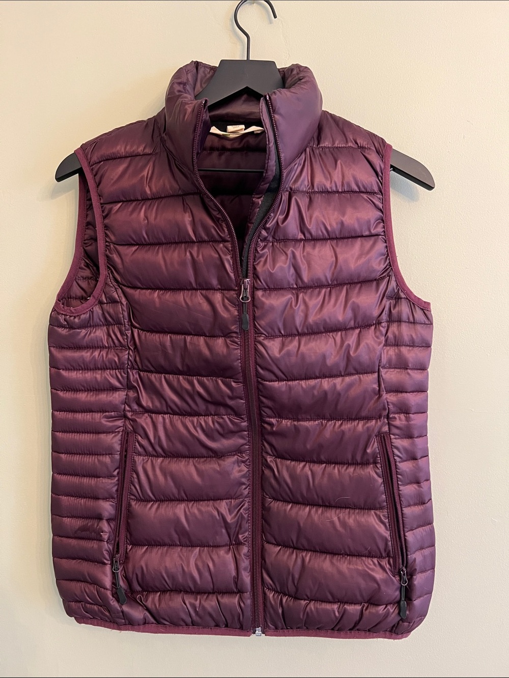 Women's Quilted Puffer Vest - Plum
